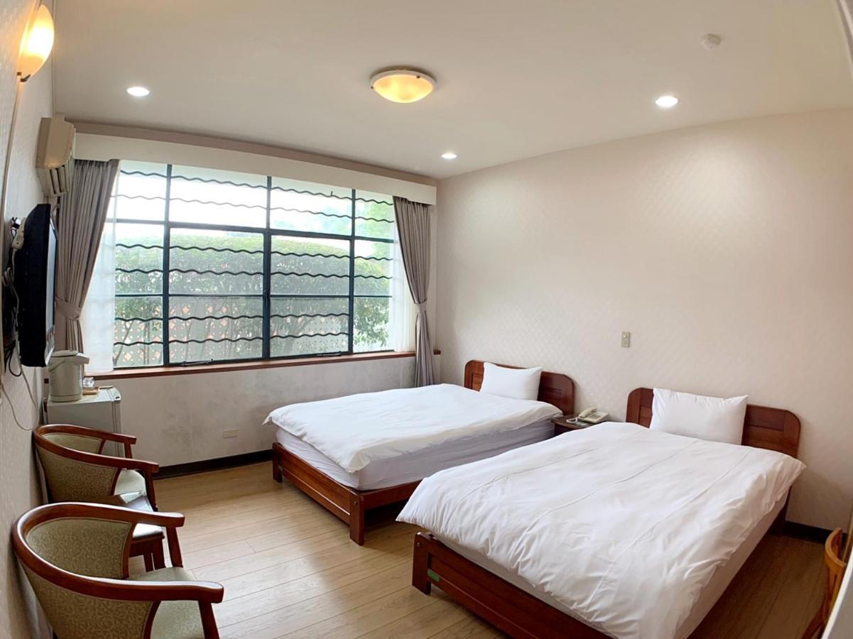 議蘆會館 僅提供參訪住宿 Wufeng (Taichung) Exterior photo